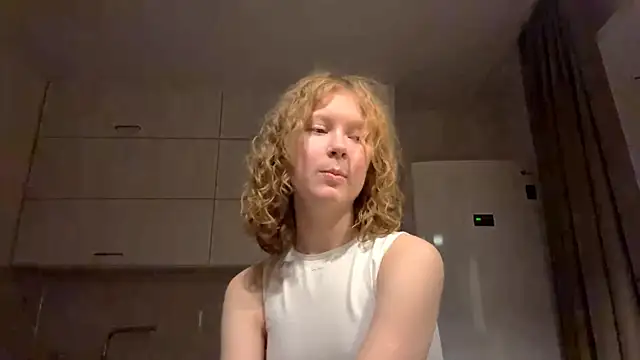 Snapshot of ElfriedaZwack chatting on November 2025 04:00:01 PM ElfriedaZwack online show from November 2025 04:00:01 PM