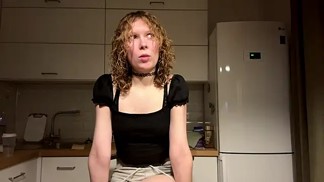 ElfriedaZwack online show from January 2026 05:27:02 PM