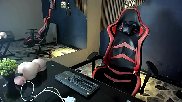 NicolaiKarav online show from February 2026 07:24:02 PM