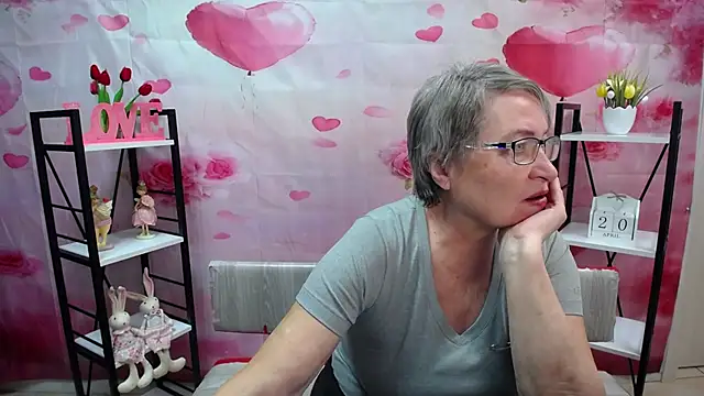 OlgaLuck online show from April 2026 05:21:01 AM