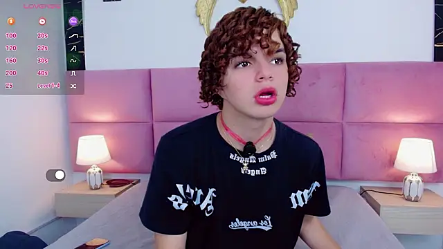 Skyee angel online show from February 2026 07:34:02 PM