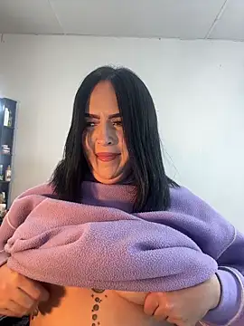 Snapshot of emily_acorn chatting on November 2025 03:42:02 AM emily acorn online show from November 2025 03:42:02 AM