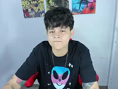 Snapshot of _ian_sweet chatting on November 2025 07:49:02 PM ian sweet online show from November 2025 07:49:02 PM