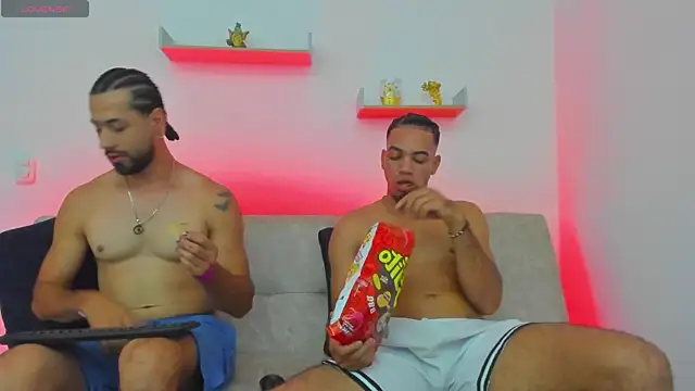 heteros curious online show from March 2026 12:58:01 AM