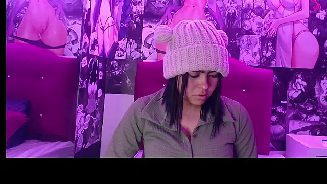 Snapshot of mia_violet8 chatting on November 2025 11:09:01 PM mia violet8 online show from November 2025 11:09:01 PM