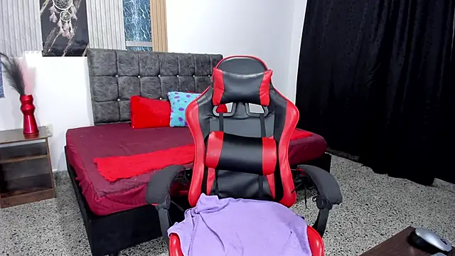 Snapshot of paola_my chatting on February 2026 06:57:01 PM paola my online show from February 2026 06:57:01 PM