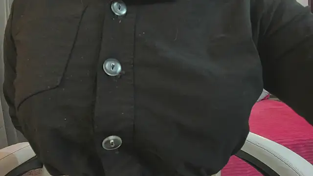 mask red girl online show from April 2026 12:50:01 PM