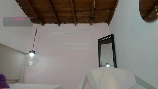 Izelevans online show from April 2026 10:48:01 AM