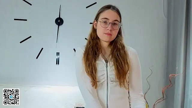 DebbraBickler online show from December 2025 06:14:03 PM