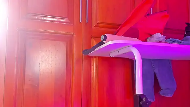 Snapshot of ValeryTs1 chatting on November 2025 06:40:01 PM ValeryTs1 online show from November 2025 06:40:01 PM