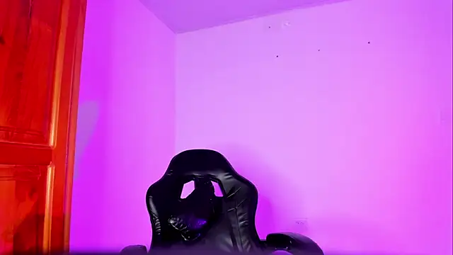 Snapshot of ValeryTs1 chatting on June 2026 06:11:02 PM ValeryTs1 online show from June 2026 06:11:02 PM