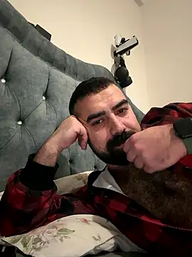 Snapshot of Ali2413 chatting on January 2026 10:58:02 PM Ali2413 online show from January 2026 10:58:02 PM