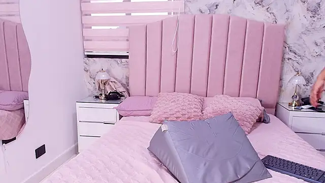 katsumi yan online show from February 2026 07:11:01 PM