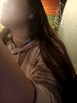 Naomistart online show from March 2026 03:33:02 AM