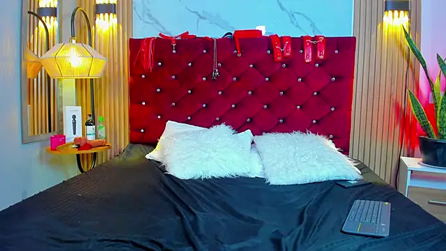 lilith-Y-Asmodeo online show from December 2025 03:11:02 AM