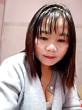 One-two22 online show from December 2025 10:40:01 PM