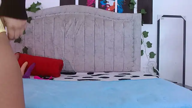 Snapshot of Tinyy_Star chatting on February 2026 03:07:01 PM Tinyy Star online show from February 2026 03:07:01 PM