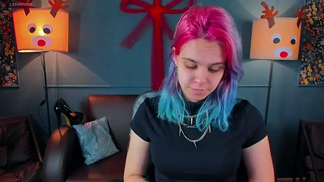 LiraBelle online show from January 2026 03:20:02 AM