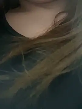 Snapshot of Xiaomili8 chatting on January 2026 05:22:01 AM Xiaomili8 online show from January 2026 05:22:01 AM