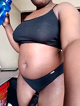 Snapshot of QuuenLeesa chatting on November 2025 12:27:02 PM QuuenLeesa online show from November 2025 12:27:02 PM