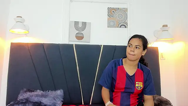 Snapshot of naomi_x0 chatting on February 2026 01:07:02 PM naomi x0 online show from February 2026 01:07:02 PM