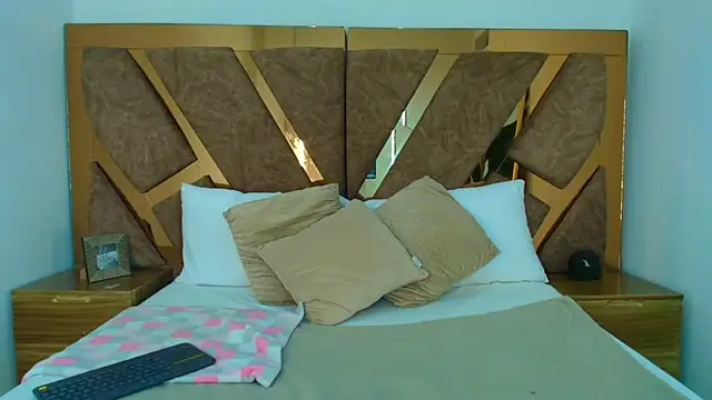 princess deimos   online show from February 2026 01:16:01 PM