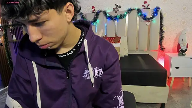 kaelwolf tay online show from January 2026 07:16:02 PM