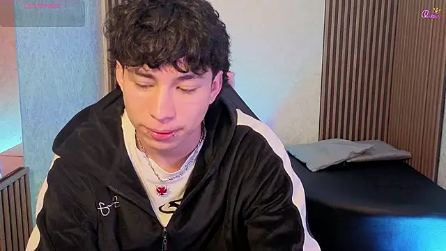 kaelwolf tay online show from March 2026 11:14:01 AM