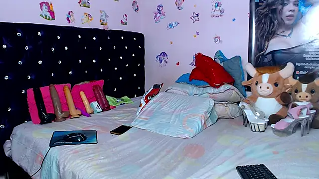 ShantalTsFox online show from April 2026 01:39:01 AM