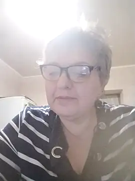 MillanaOcean online show from November 2025 04:18:02 PM