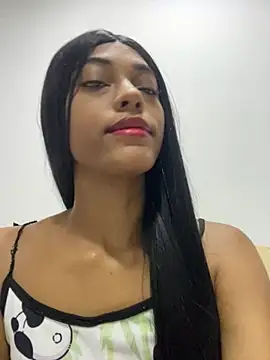 Snapshot of kthe_ chatting on January 2026 06:57:02 PM kthe online show from January 2026 06:57:02 PM