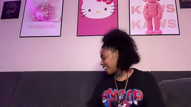 seductivefreak7 online show from December 2025 05:01:01 AM