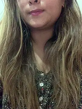 hotladki5 online show from February 2026 12:45:01 PM