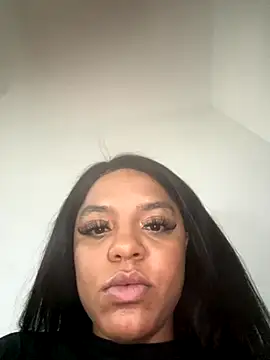 Snapshot of xoeewinters chatting on November 2025 02:53:02 PM xoeewinters online show from November 2025 02:53:02 PM