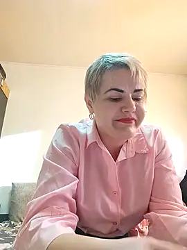 Snapshot of LushLoveee chatting on March 2026 02:45:02 PM LushLoveee online show from March 2026 02:45:02 PM