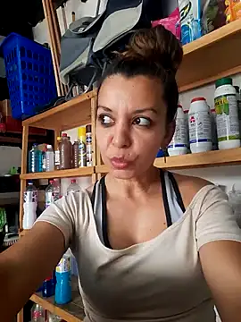 angeladahot online show from November 2025 03:15:02 PM