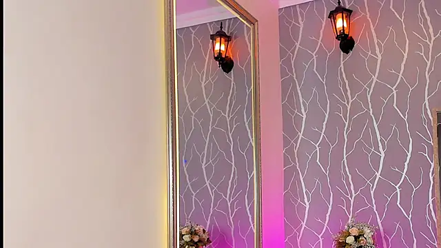 Julia rivers online show from December 2025 12:54:01 PM