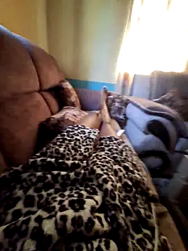 LIMAKATS0 online show from November 2025 08:17:01 AM