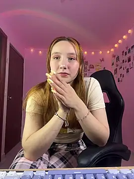 Davne  online show from March 2026 08:25:01 PM