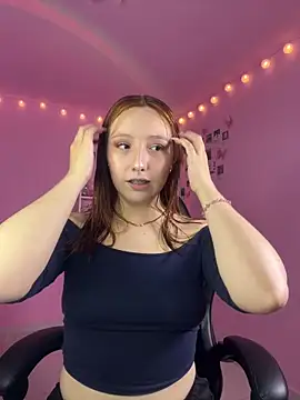Davne  online show from May 2026 11:00:02 PM