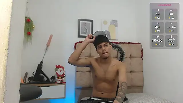 Snapshot of RhythmSensualXX chatting on November 2025 02:28:02 PM RhythmSensualXX online show from November 2025 02:28:02 PM