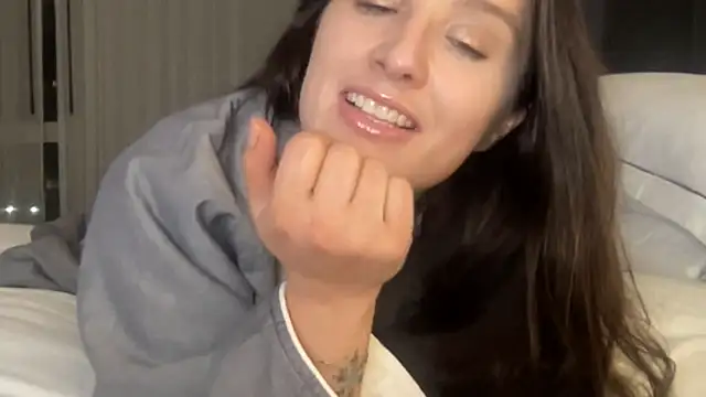 MysteriousMadam online show from April 2026 12:55:01 AM