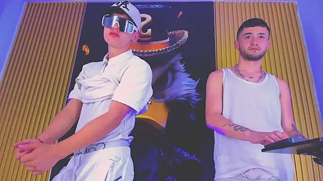 Snapshot of Thegolden_boys chatting on November 2025 05:22:02 AM Thegolden boys online show from November 2025 05:22:02 AM