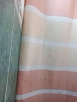 ChrisFloresP online show from November 2025 12:41:02 PM