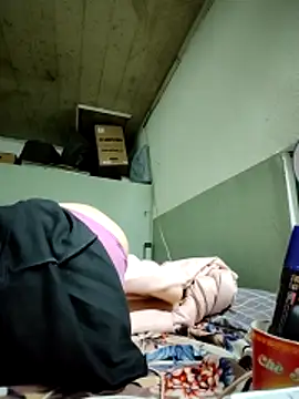 LianLaz online show from March 2026 12:42:02 PM