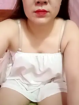 Lily-ross22 online show from May 2026 06:09:01 PM