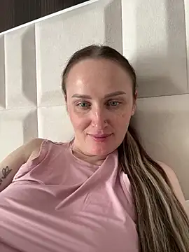 TomilaSi online show from April 2026 12:20:02 PM