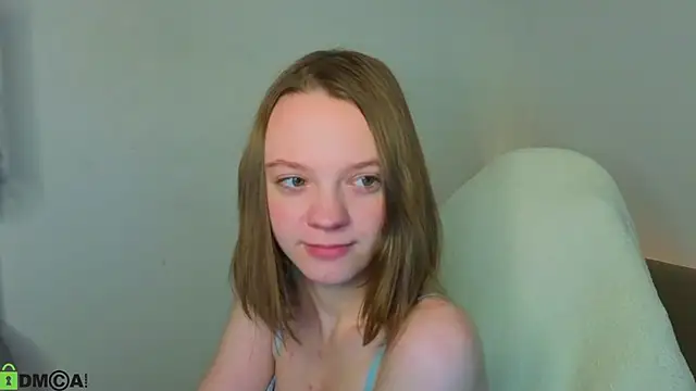Olivia Riesz online show from March 2026 01:12:01 AM