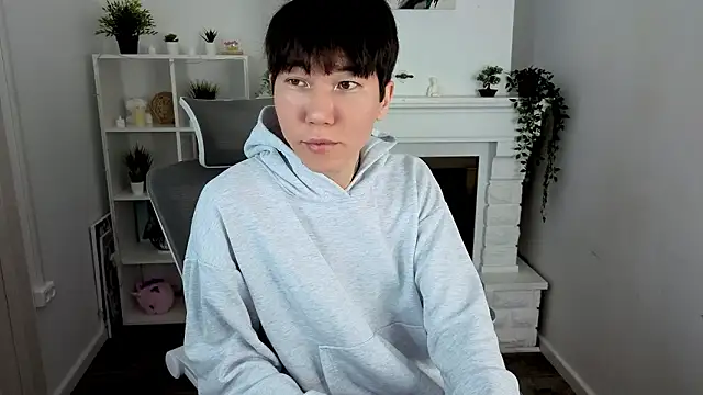 YugoAsian online show from January 2026 12:31:02 PM