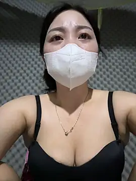 Snapshot of lana-kan chatting on August 2026 04:53:02 PM lana-kan online show from August 2026 04:53:02 PM